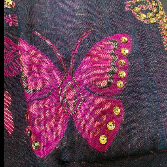 Blanket wrap/shawl 🦋 - Picture 7 of 7